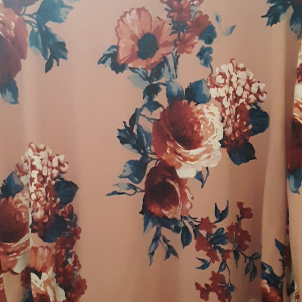 Floral Phipany top